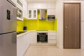 Ami Splendid Rooftop Garden