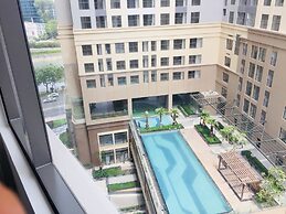 Ami Splendid Rooftop Garden