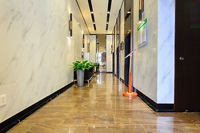 Ami Splendid Rooftop Garden