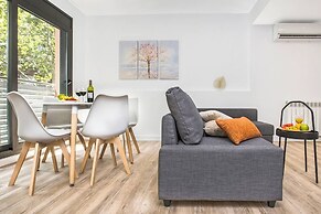 Stay U-nique Apartments Fabra i Puig