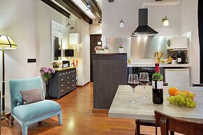 Stay U-nique Apartments Carretes