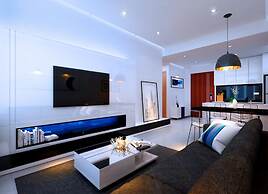 Ami Splendid Luxury Royal