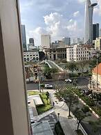 Ami Splendid Luxury Royal