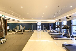 Ami Splendid Luxury Royal