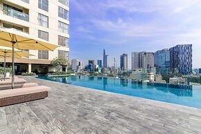 Ami Splendid Infinity Pool