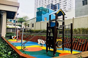 Ami Splendid Infinity Pool