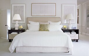 Ami Splendid Infinity Pool