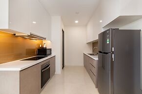 Ami Splendid Infinity Pool