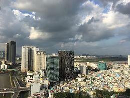 Ami Splendid Infinity Pool