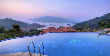 Contour Island Resort & Spa