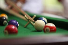 Contour Island Resort & Spa