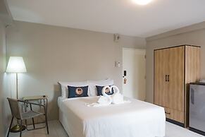 RoomQuest Bangkok Ratchada