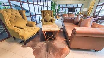 RoomQuest Bangkok Ratchada