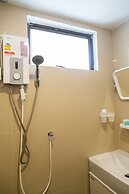 RoomQuest Bangkok Ratchada