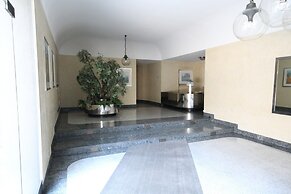 Lario Apartment