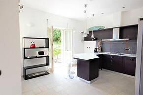 Villa Oliveto with Pool and Lake view