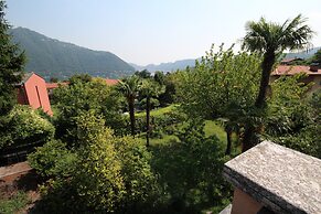 Botanic Garden Villa