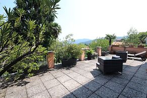 Botanic Garden Villa