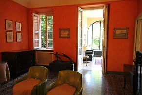 Botanic Garden Villa