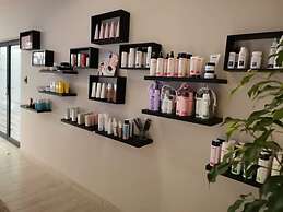 Blueberry Hill Hotel