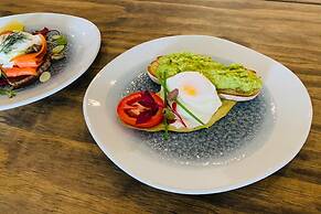 Blueberry Hill Hotel