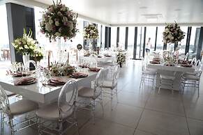 Blueberry Hill Hotel