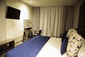 Blueberry Hill Hotel