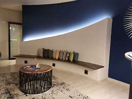 Blueberry Hill Hotel