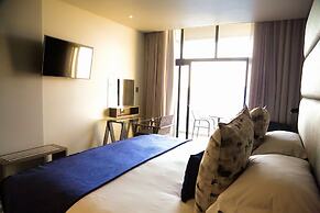 Blueberry Hill Hotel