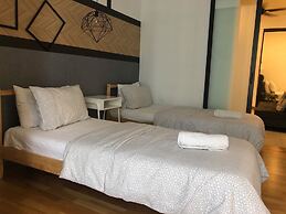 Juliana Vacation And Business Suites