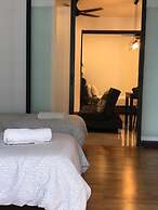 Juliana Vacation And Business Suites