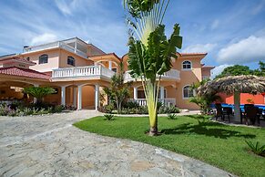 Private 6 Bedroom Villa Great for Parties