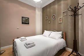 Aristotelous Grand View