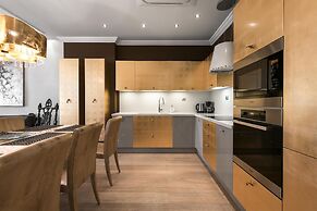 Aristotelous Grand View