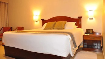 Pegasus Hotel By the Waterfront