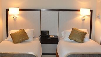 Pegasus Hotel By the Waterfront