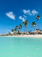 The Palm Leaf Apartments