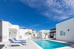 The Palm Leaf Apartments