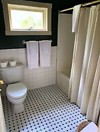 Lovett's Inn and Restaurant