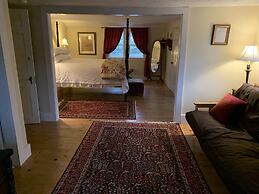 Lovett's Inn and Restaurant