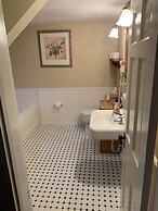 Lovett's Inn and Restaurant