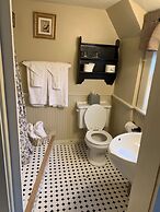 Lovett's Inn and Restaurant