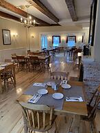 Lovett's Inn and Restaurant