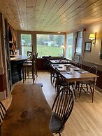 Lovett's Inn and Restaurant