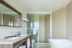 Nima Bay Lifestyles Experience