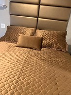 Hotel Key LaGuardia Airport