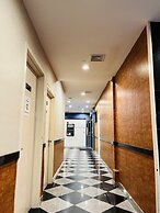 Hotel Key LaGuardia Airport