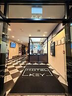 Hotel Key LaGuardia Airport