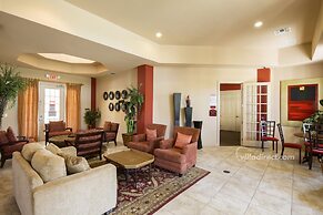 Cresent Moon by VillaDirect