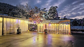 Garden Hotel